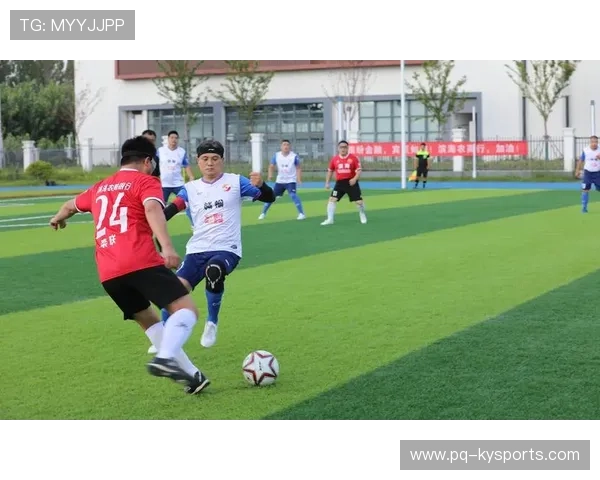 全国青少年足球交流会商会定期举行，促进合作共赢，全国青少年足球示范学校